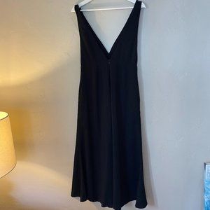 Line + Dot | V-Neck Jumpsuit